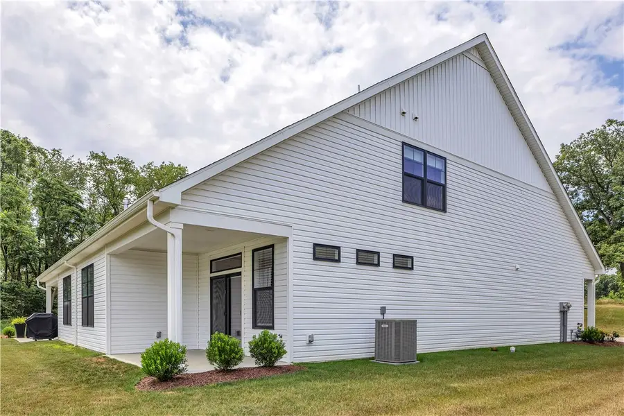 1124 Autumn Woods Dr., Huntingdon, PA 16033 - Image #2