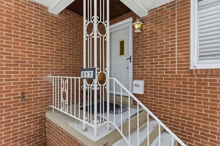 517 Brierly Ln, Munhall, PA 15120 - Image #3