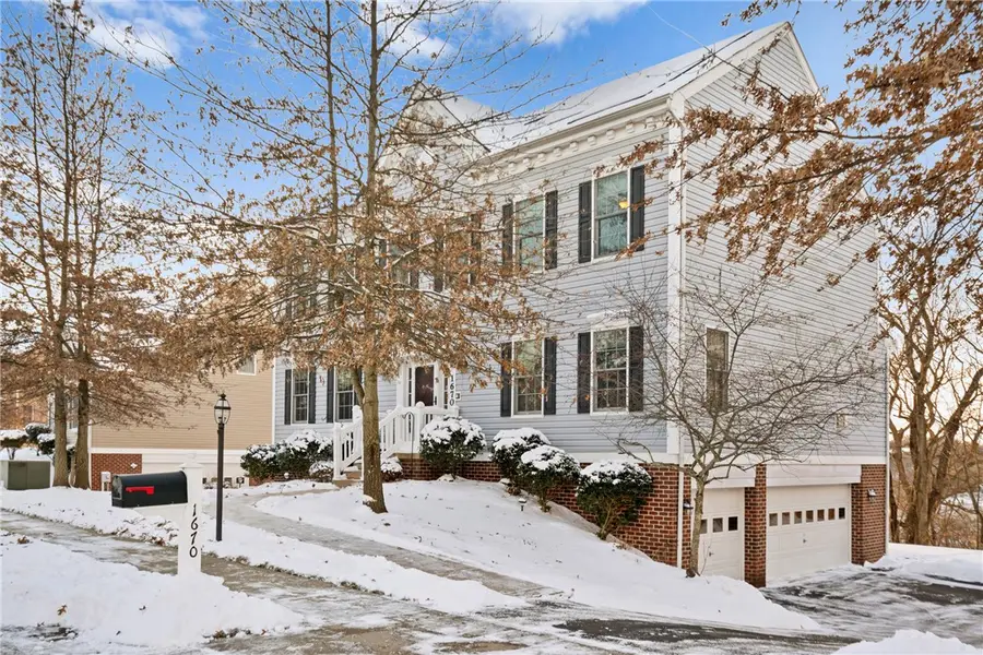 1670 Heritage Dr, Ohio, PA 15237 - Image #2