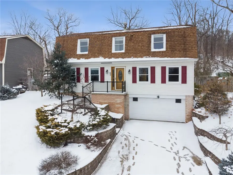 564 Shumaker Dr, Monroeville, PA 15146 - Image #2