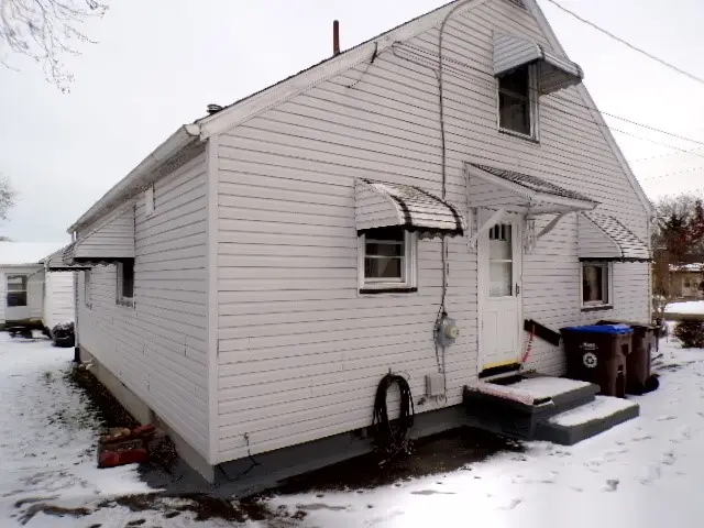 834 Spencer Ave, Sharon, PA 16146 - Image #2