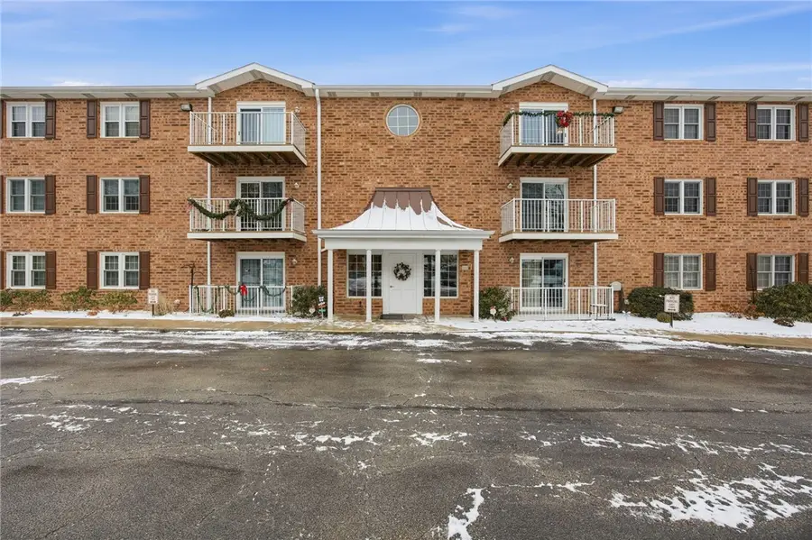 506 Dehaven Ct #506, Glenshaw, PA 15116 - Image #2