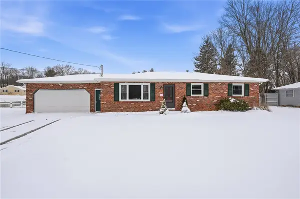 745 Robertson Road, Hermitage, PA 16148