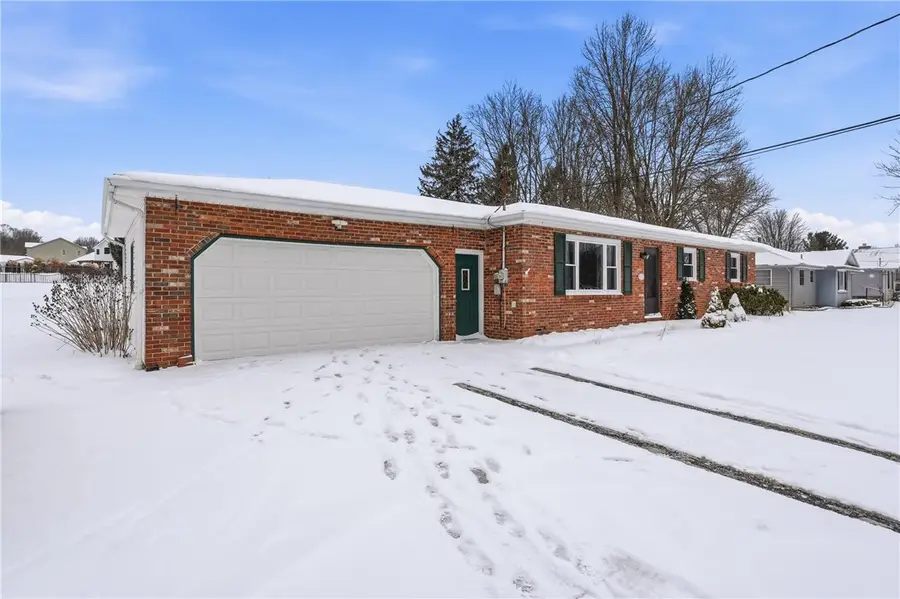 745 Robertson Road, Hermitage, PA 16148 - Image #2