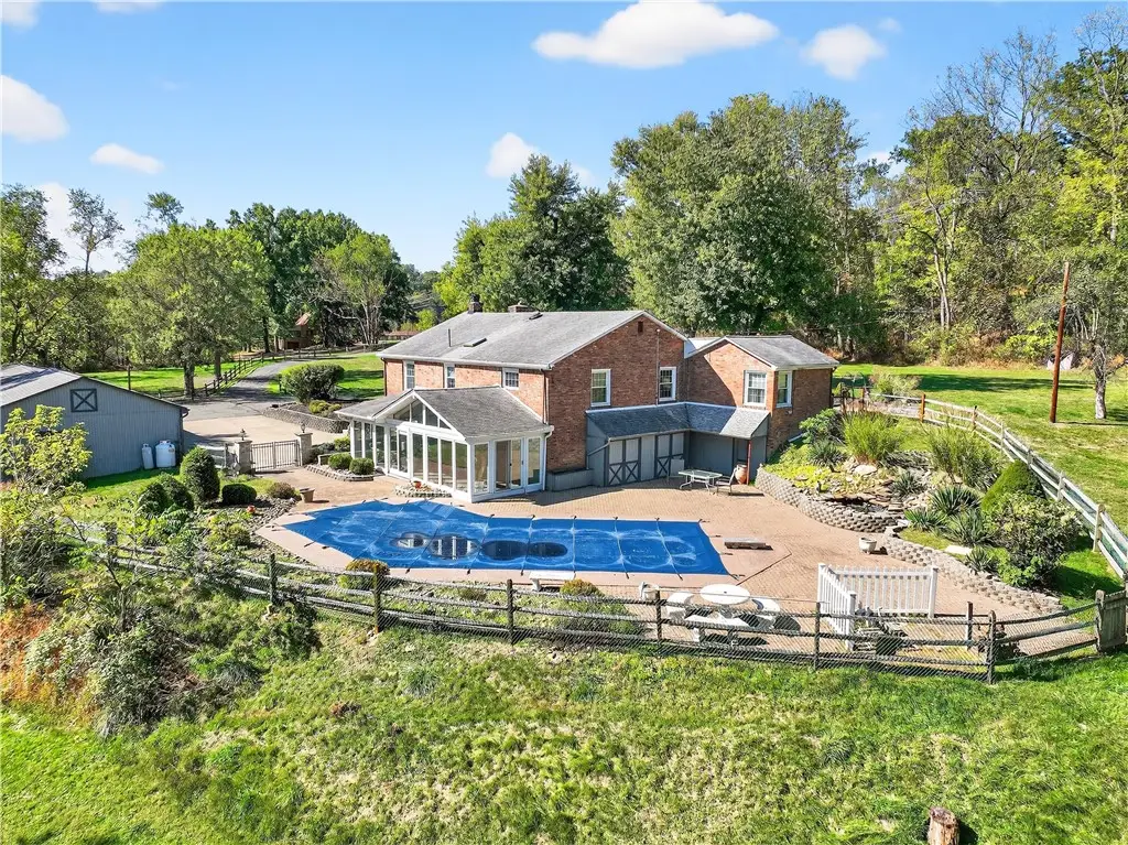 1801 Mccorkle Road, South Park, PA 15129 - Image #1