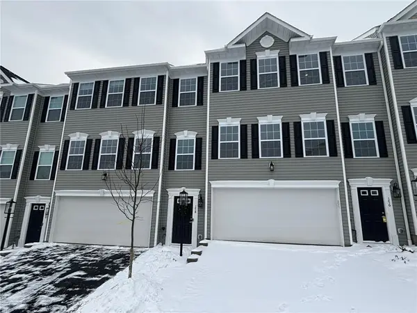 176 Lockheed Dr, Moon/Crescent Twp, PA 15108