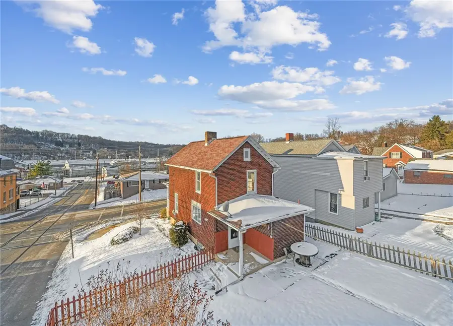 1002 N 3rd Street, Jeannette, PA 15644 - Image #3