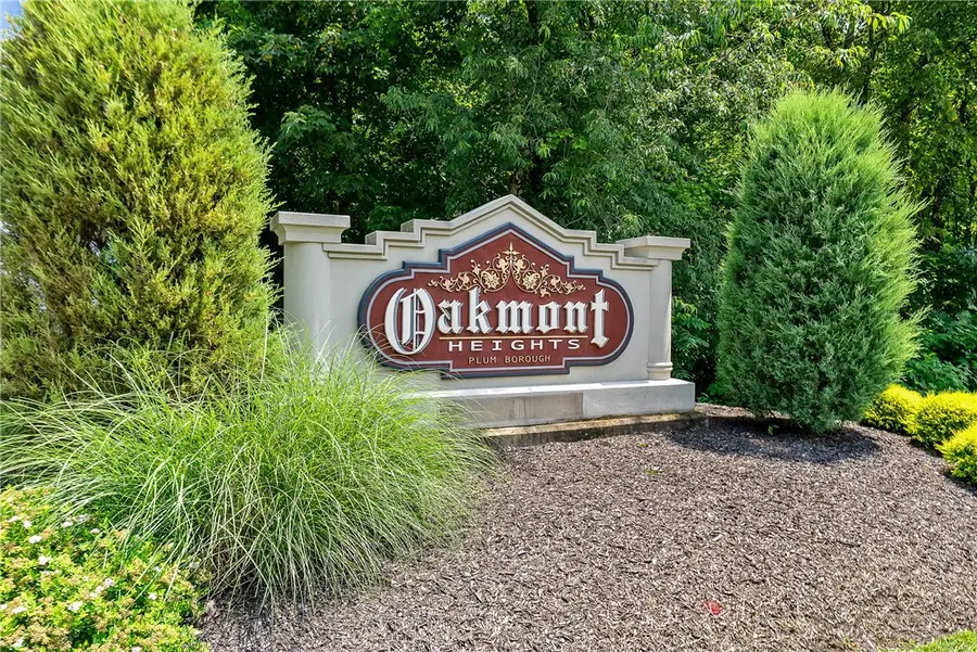 285 Olivia Drive, Plum, PA 15068 - Image #2