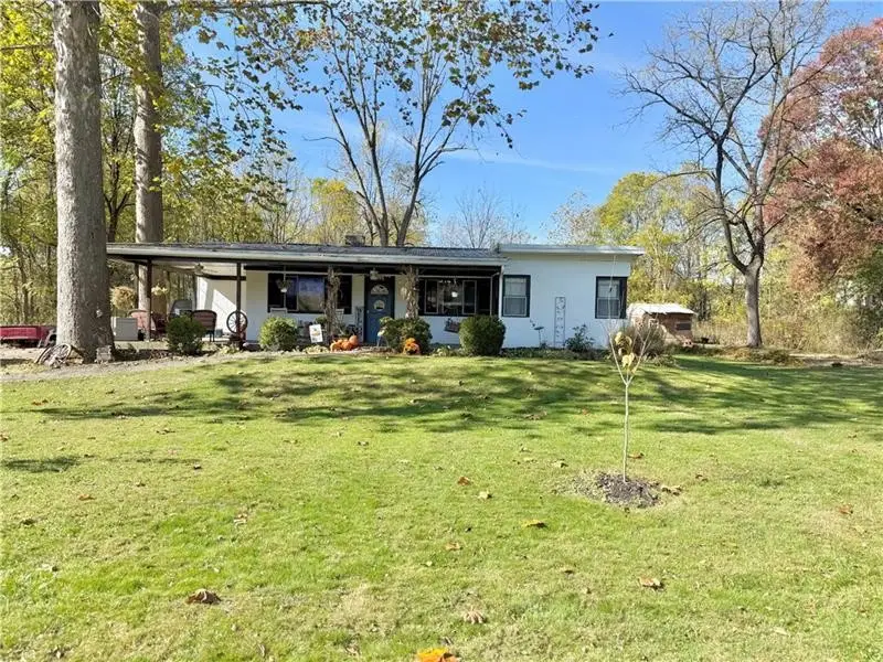 691 Cottage Grv, Wilmington Township, PA 16105 - Image #1