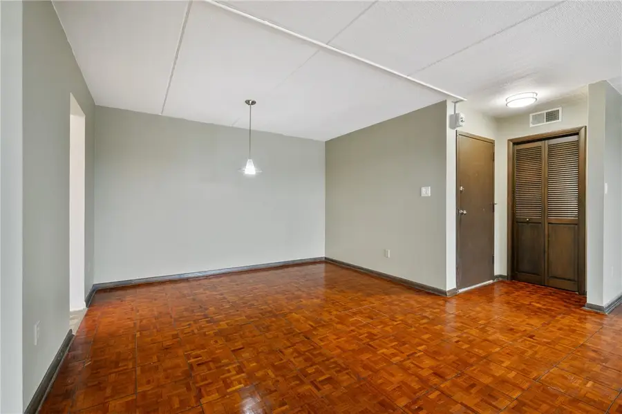 363 S Highland Ave #803, Pittsburgh, PA 15206 - Image #2
