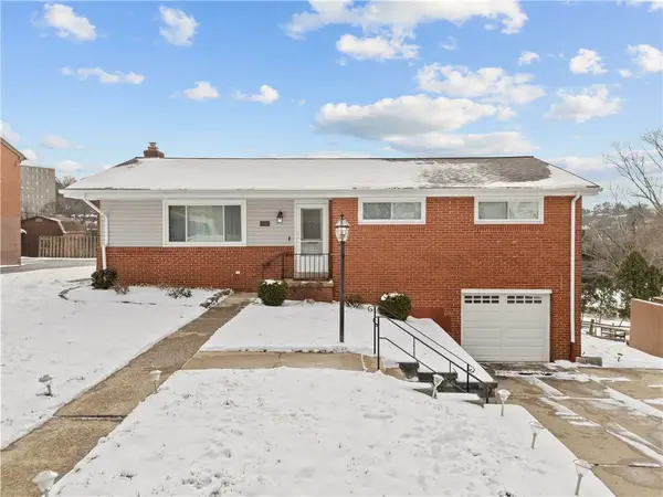 1251 Blue Jay Dr, Scott Twp, PA 15243