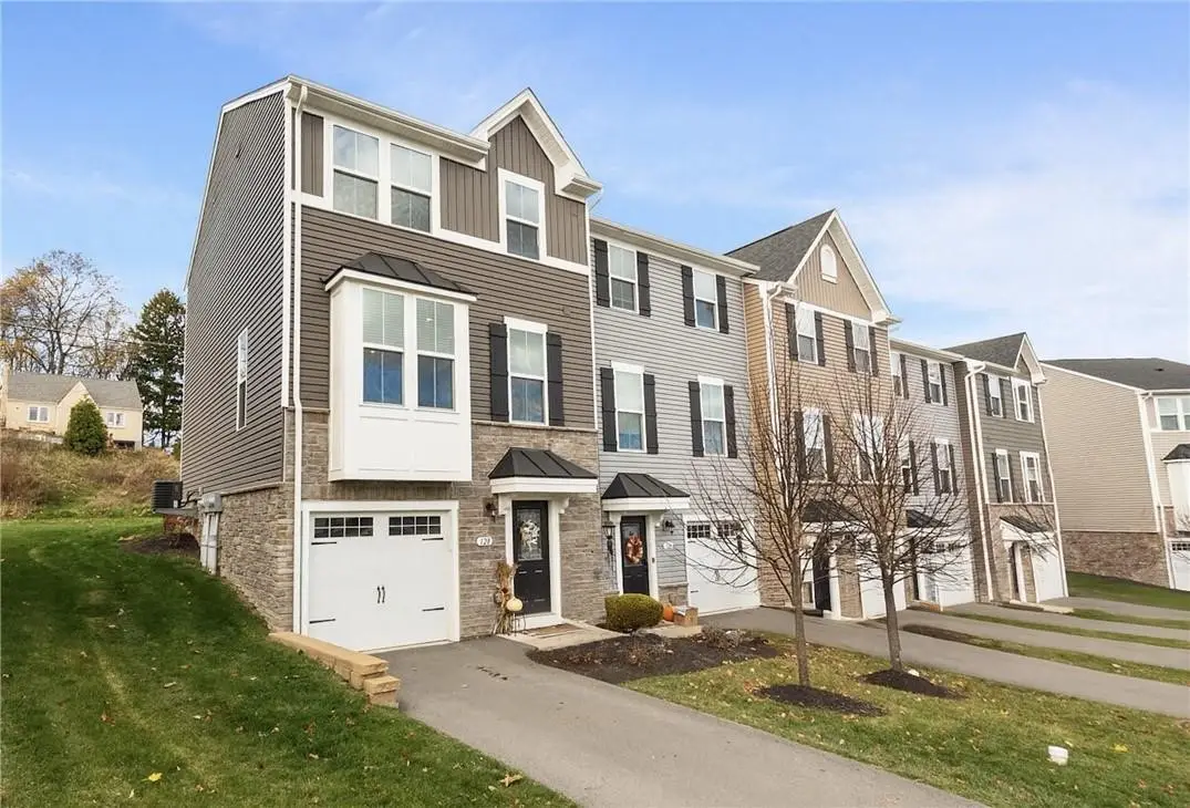 128 Providence Way, Whitehall, PA 15234 - Image #1