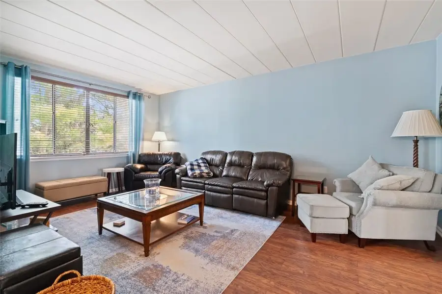 1557 Pinehurst, Upper Saint Clair, PA 15241 - Image #2