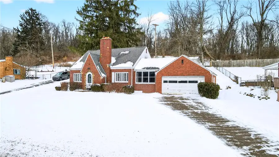 746 Mcneilly Road, Mount Lebanon Township, PA 15226 - Image #2