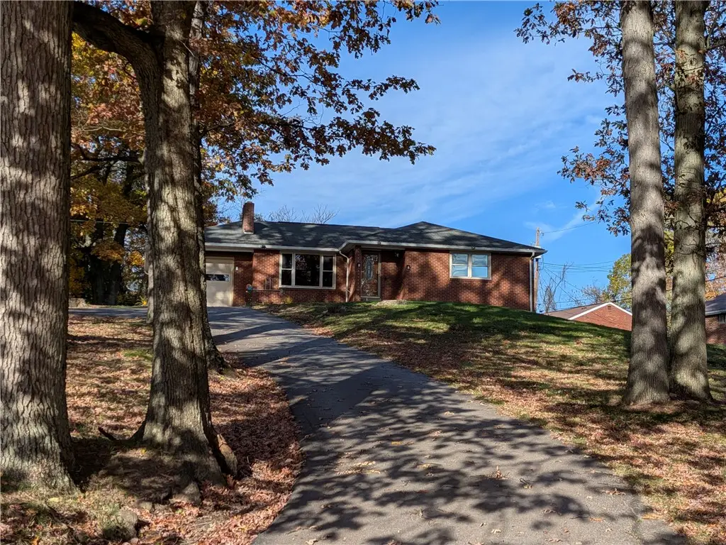338 Moon Clinton Rd, Carnot Moon, PA 15108 - Image #1