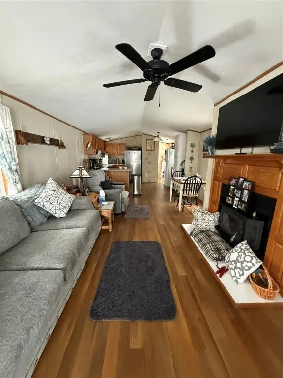 110 Liberty St, Jamestown, PA 16134 - Image #2