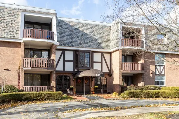 505 Grove #34, Sewickley, PA 15143