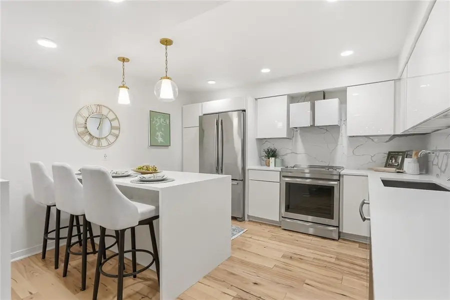 5742 5th Avenue #304, Shadyside, PA 15232 - Image #3