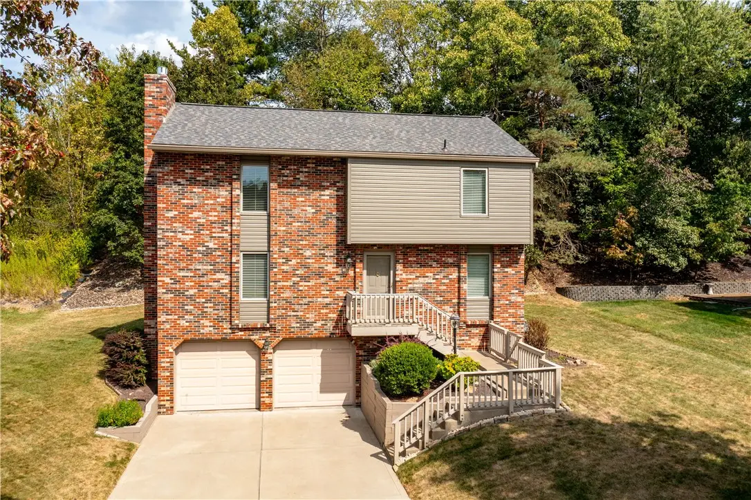 79 Fawnvue Dr, Robinson Township, PA 15136 - Image #1