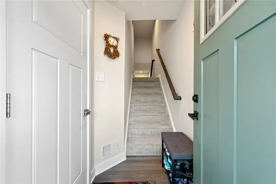 5001 Lampl Ln, Penn Township, PA 15644 - Image #2