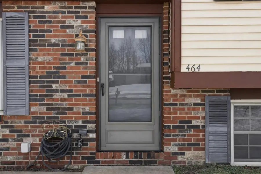 464 Malcolm, Moon Township, PA 15108 - Image #2