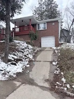 122 Walnut Ave, Clairton, PA 15025