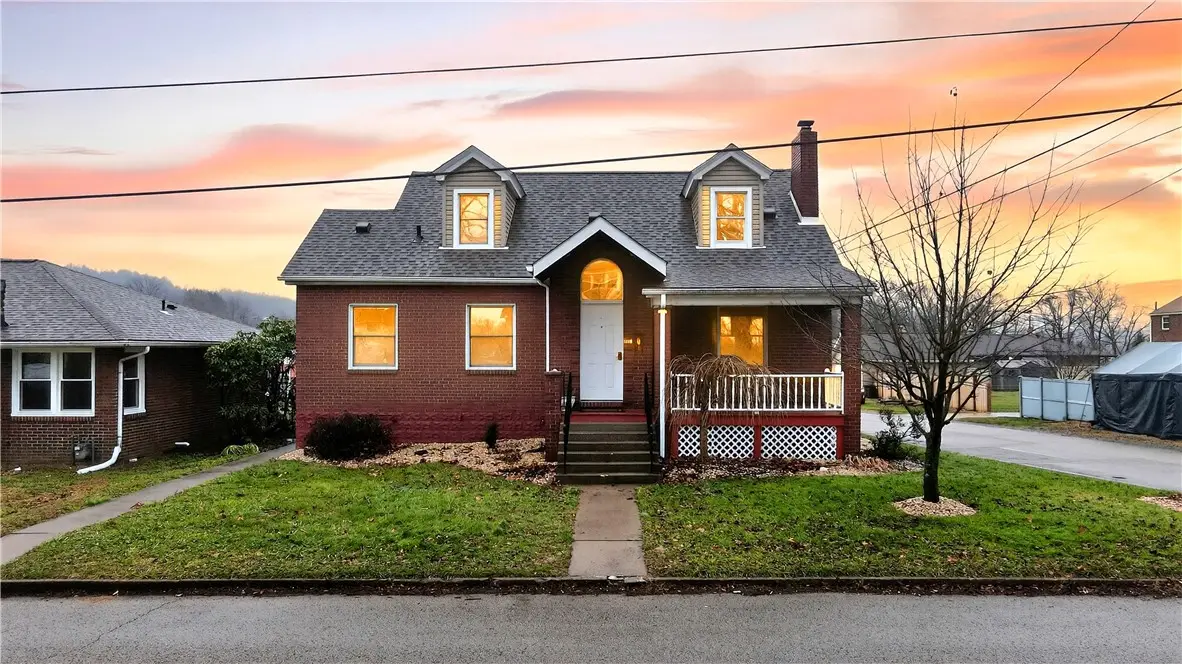 402 Ekin St, Elizabeth, PA 15037 - Image #1