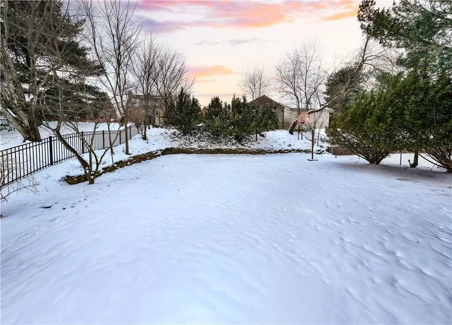 174 Main Entrance Drive, Mount Lebanon Township, PA 15228 - Image #3