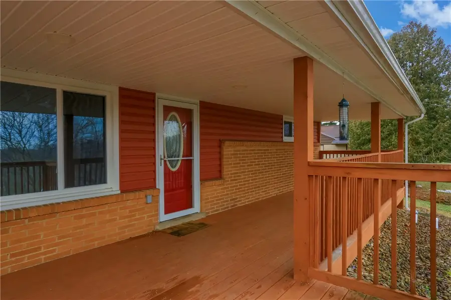 138 Crissinger, Hempfield, PA 15601 - Image #3