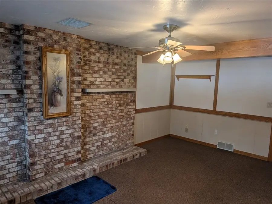 41 Pine Dr, Saxonburg, PA 16056 - Image #2