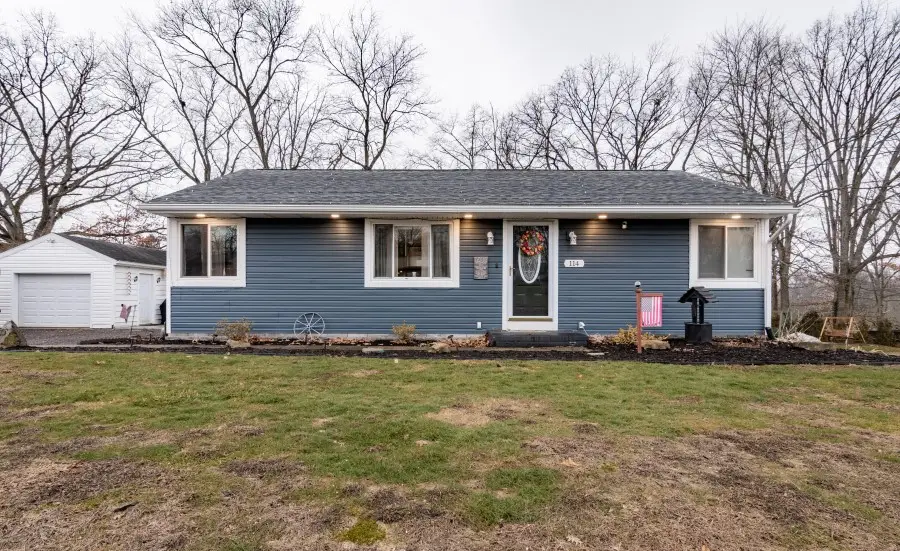 114 Dolphin Dr, Meadowood, PA 16002 - Image #1