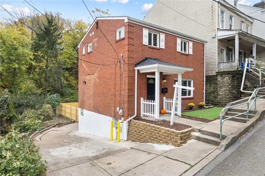 6 Tunstall St, Pittsburgh, PA 15207 - Image #3