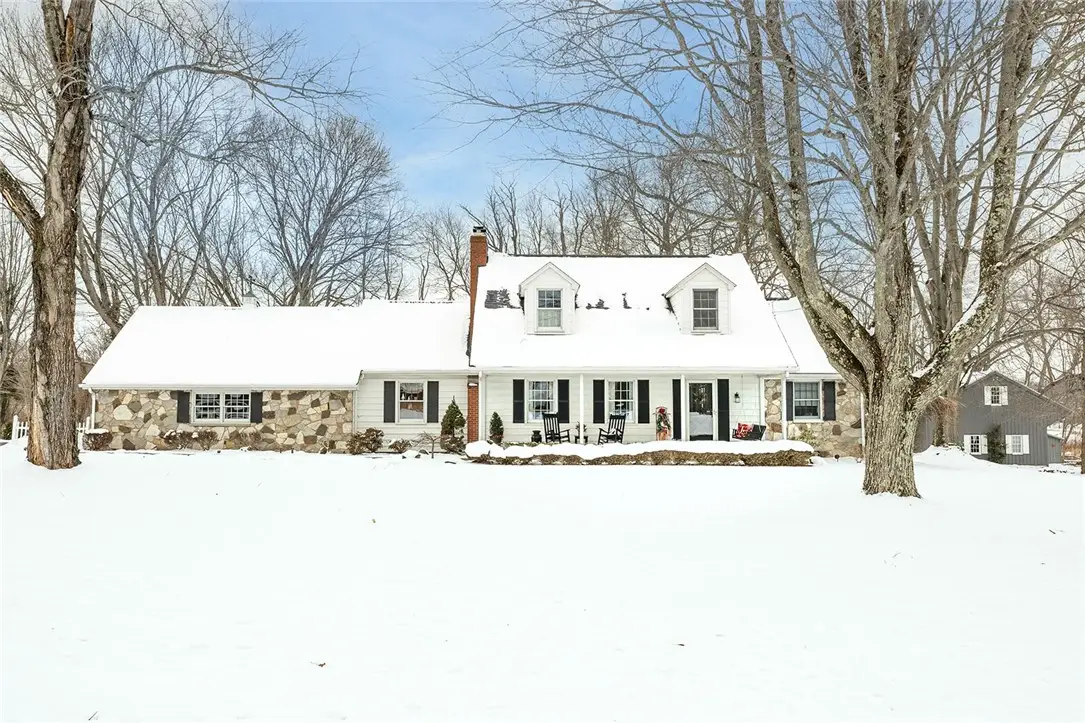 252 Leawood Dr, Neshannock Township, PA 16105 - Image #1