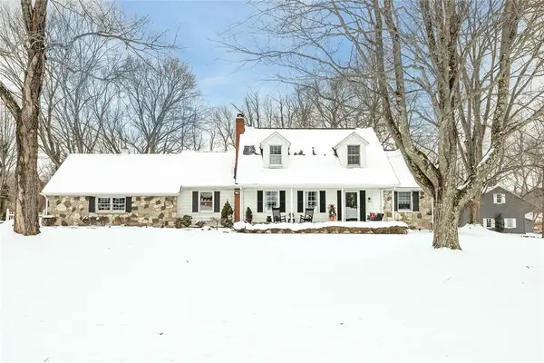 252 Leawood Dr, Neshannock Twp, PA 16105