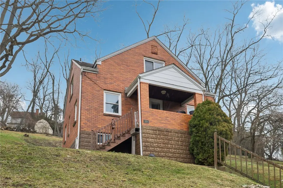 328 Park Dr, Canonsburg, PA 15317 - Image #1