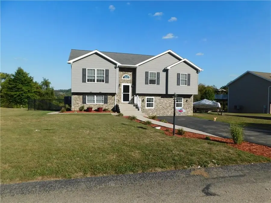 309 Shagbark Road, Republic, PA 15442 - Image #2