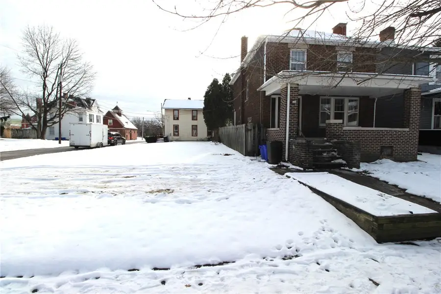 124 E Wallace Ave, New Castle, PA 16101 - Image #2