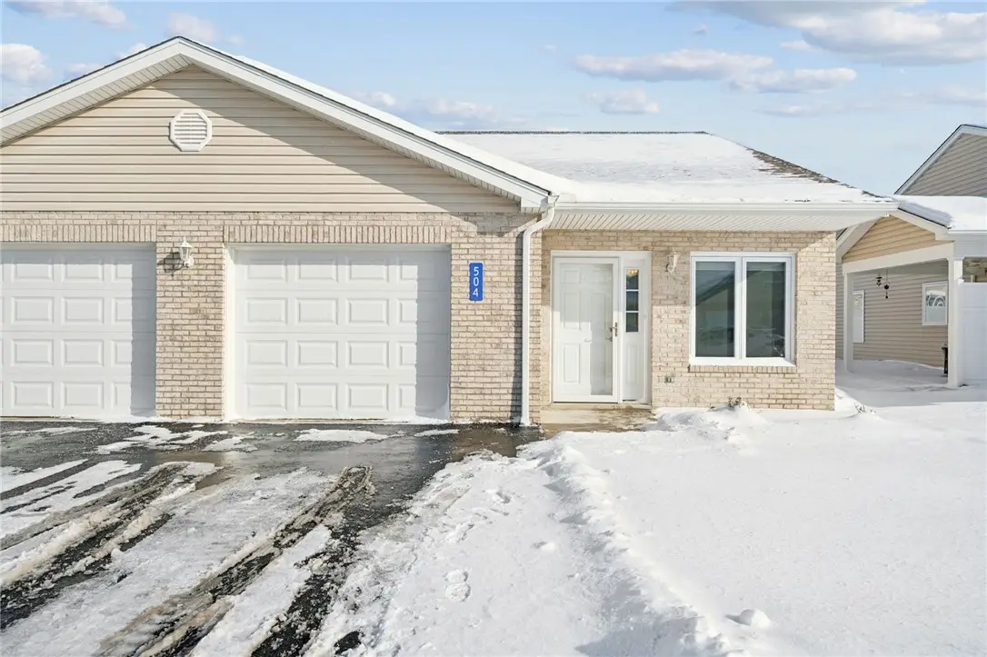 504 Sunview Circle, Loyalhanna, PA 15650 - Image #1