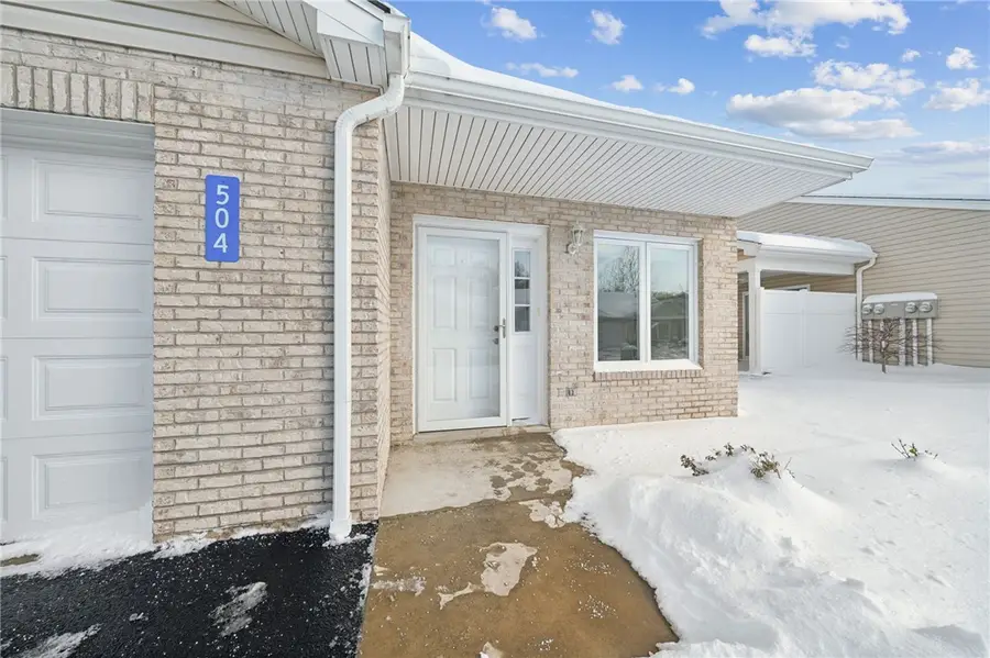 504 Sunview Circle, Loyalhanna, PA 15650 - Image #2