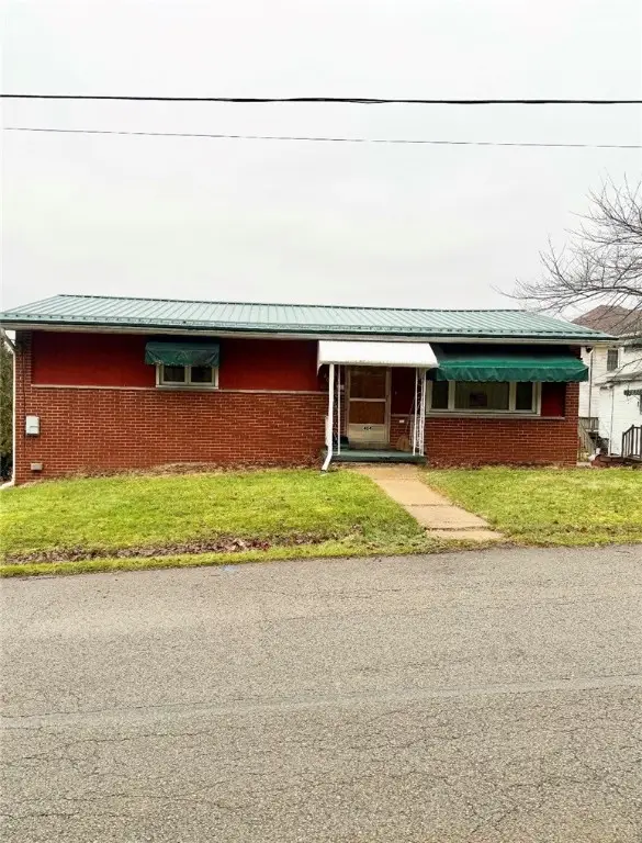 404 Bryant St, Vandergrift, PA 15690 - Image #1