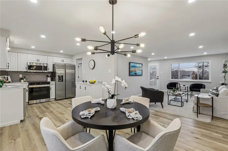 129 Burke Dr, Monroeville, PA 15146 - Image #3