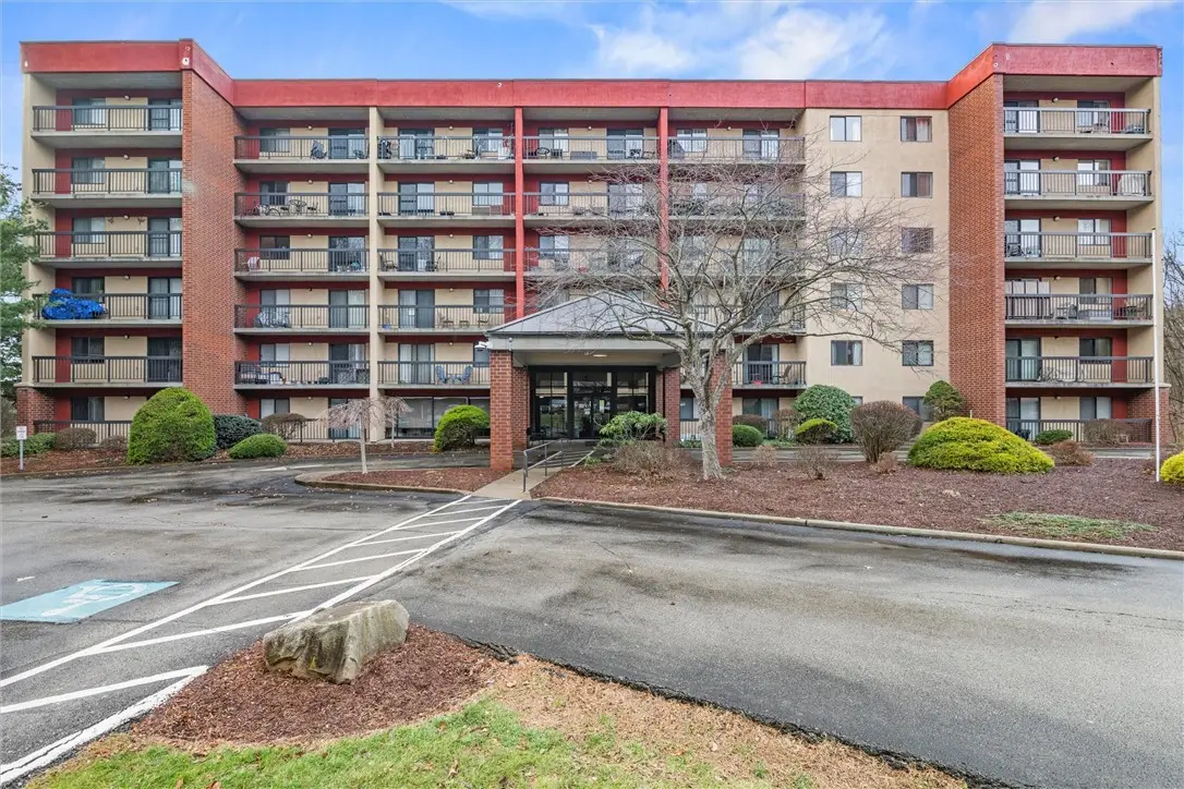1987 Centurion Dr #505, Forest Hills, PA 15221 - Image #1