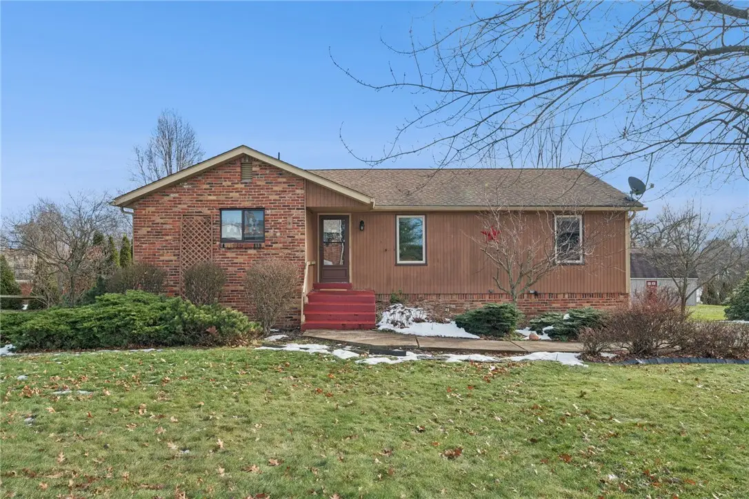 519 Pamela Dr, Penn Township, PA 15636 - Image #1