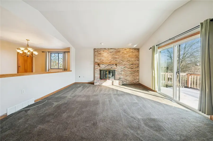 519 Pamela Dr, Penn Township, PA 15636 - Image #3