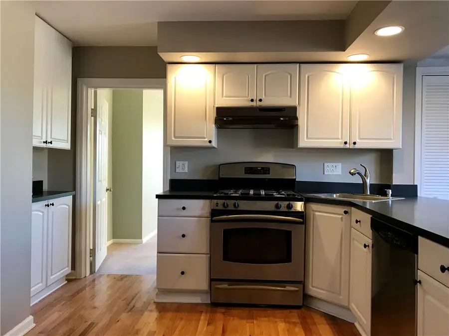 3513 Bethoven St, Pittsburgh, PA 15213 - Image #3