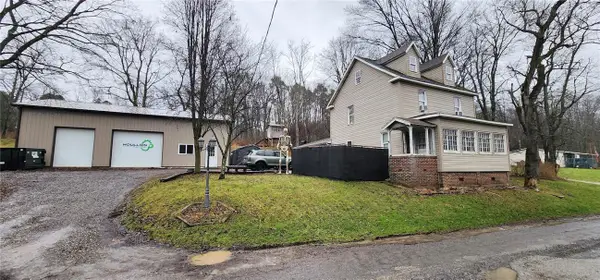 284 Corbett Ave, S Mahoning/Plumville, PA 16246