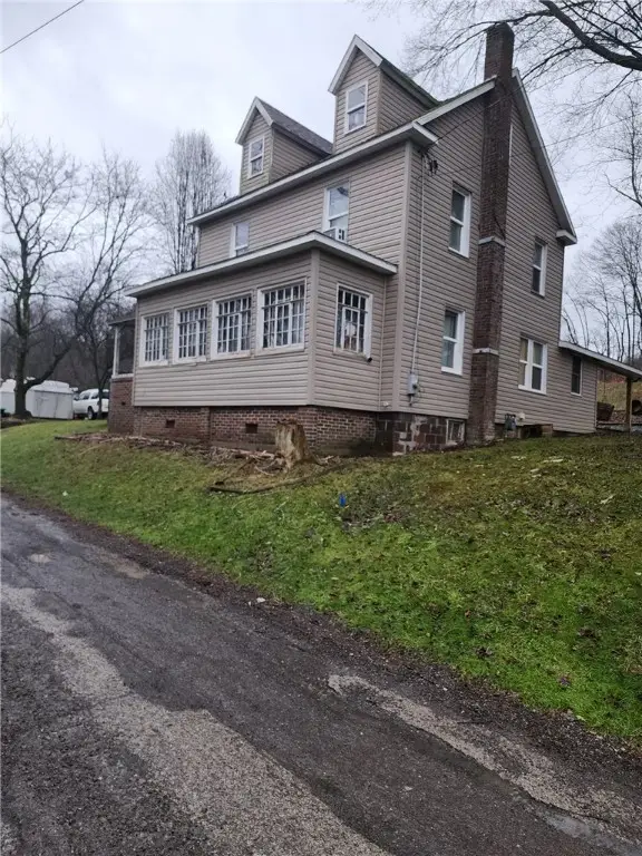 284 Corbett Ave, Plumville, PA 16246 - Image #3