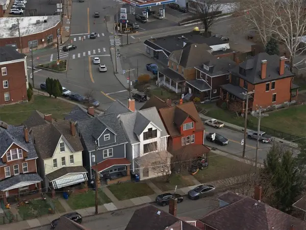 3921 Winterburn Avenue, Greenfield, PA 15207