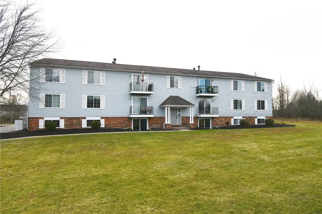 1642 Jefferson Ridge Drive, Jefferson Hills, PA 15025 - Image #1