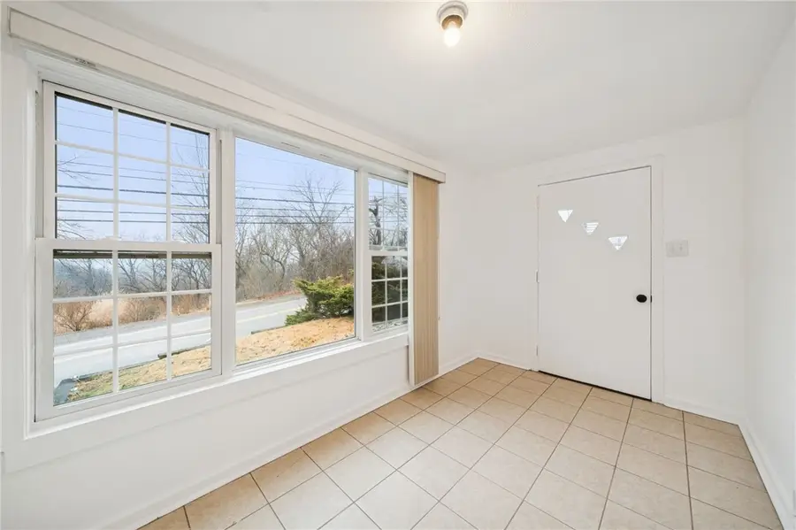 2522 7th Street Road, New Kensington, PA 15668 - Image #2